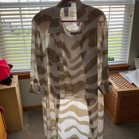 Dana Kay 2 piece Set Size 18W - Picture 1 of 8